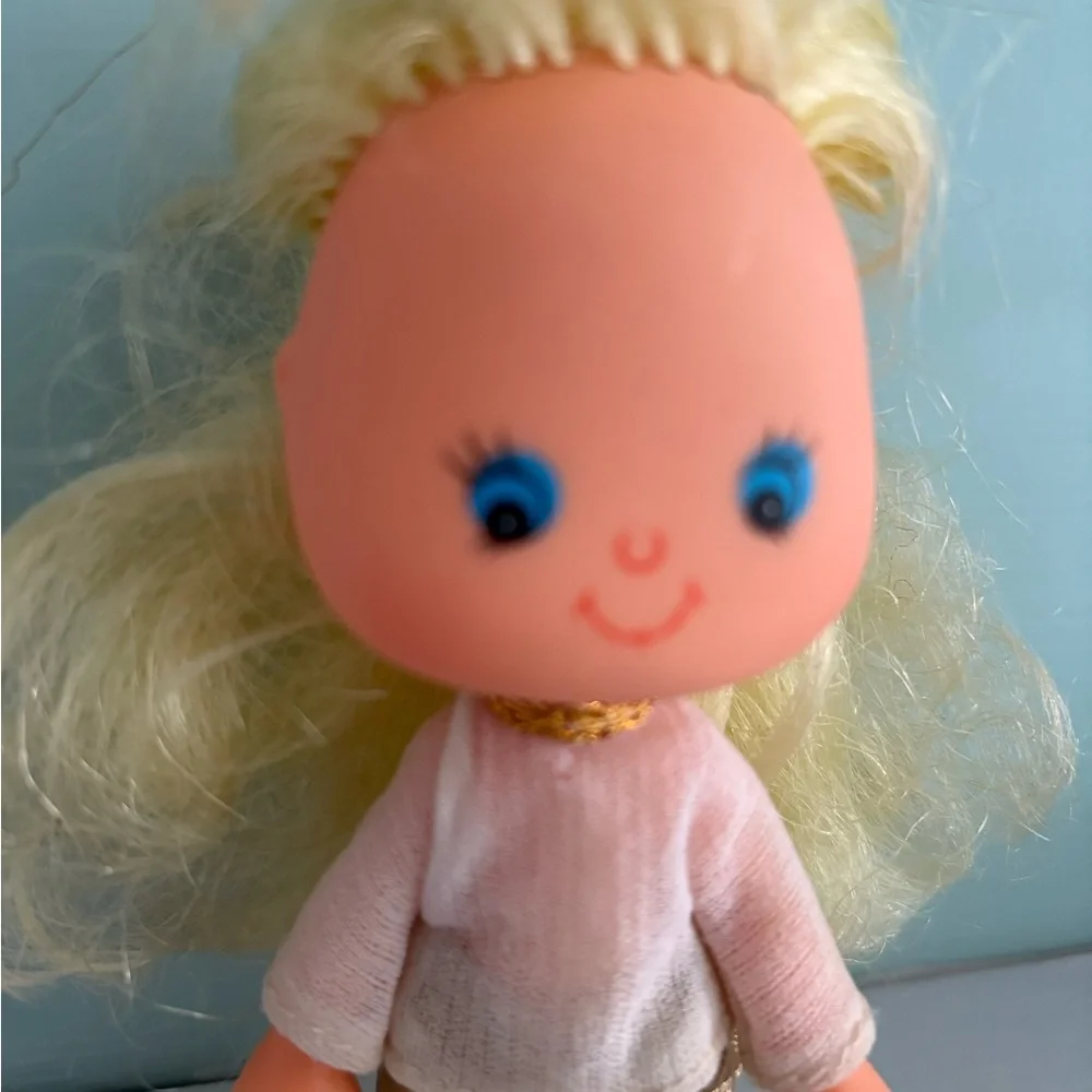 VINTAGE 1980’s 5” DOLL IN ORIGINAL OUTFIT